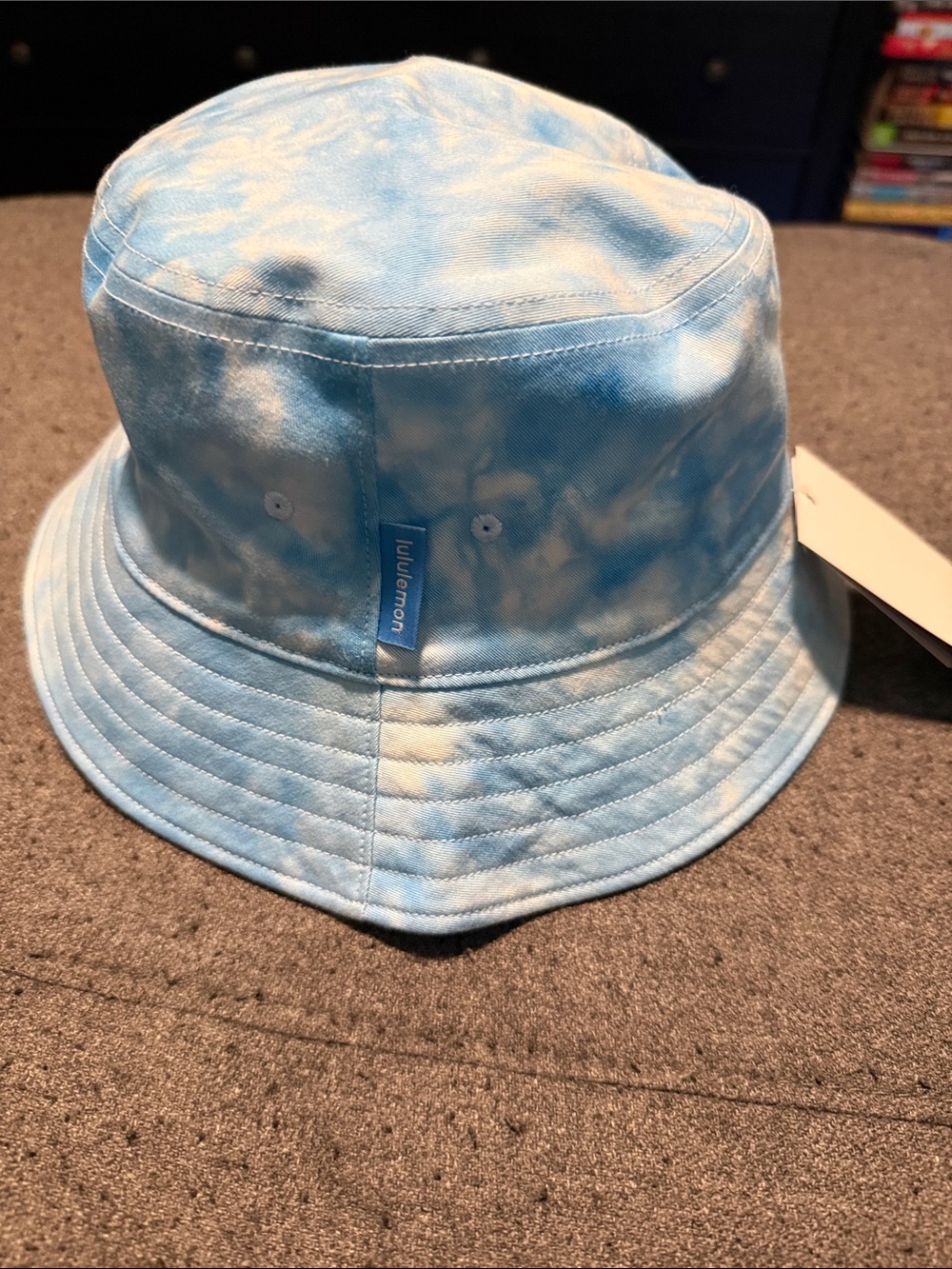 Lululemon reversible cotton bucket hat, NWT, S - Picture 2 of 9